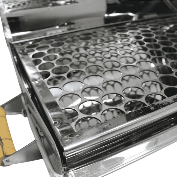 Churrasqueira a Carvão Em Aço Inox Bafinho Com Suporte P/ Embarcações - Tam: 40 x 25 cm