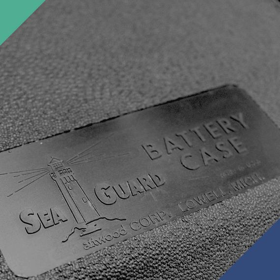 Caixa Protetora Plástica p/ Bateria c/ Tampa e Cinta - Grande