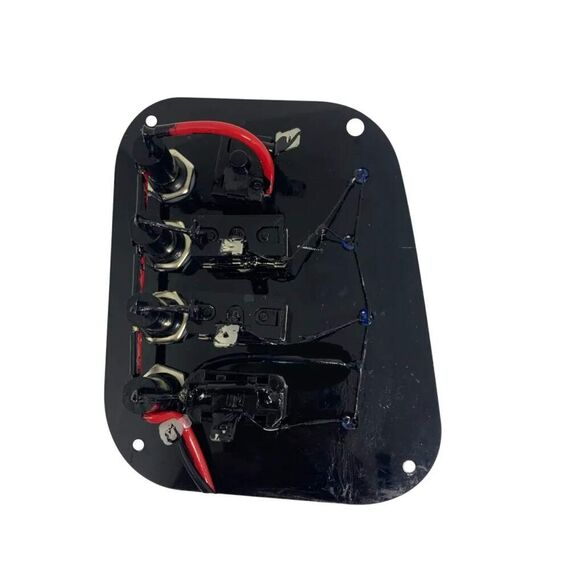 Painel Elétrico Marinizado c/ 4 Botões c/ Fusível e LED Azul Individual - Preto - Vertical - em Acrílico