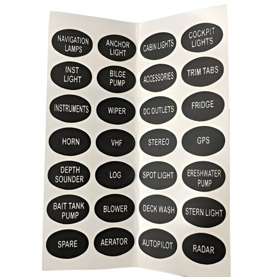 Painel Elétrico Marinizado c/ 8 Teclas Iluminadas c/ Circuit Breaker Individual - em ABS