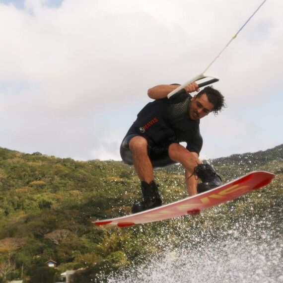 Prancha p/ Wakeboard NAVIS Zeus 138