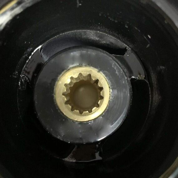 Hélice Johnson 15HP 9.1/2 x 10 Estriada c/ Escape (Mod: 174950)