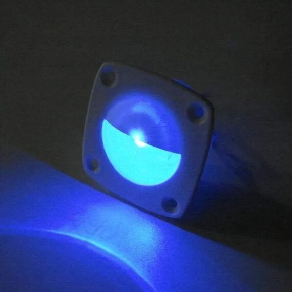 Luz de Cortesia em LED Azul c/ Acabamento em ABS Branco